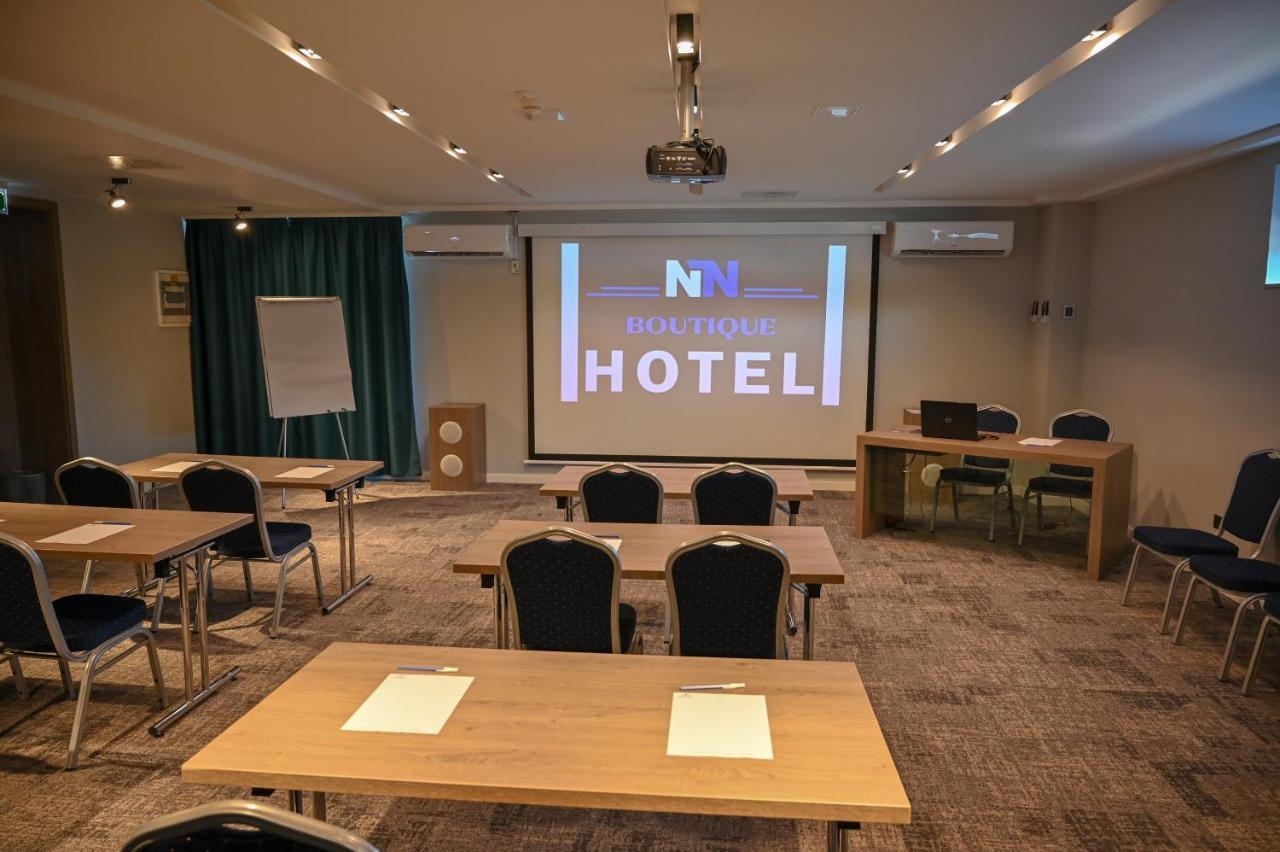 Nn Boutique Hotel Tiszaújváros Dış mekan fotoğraf